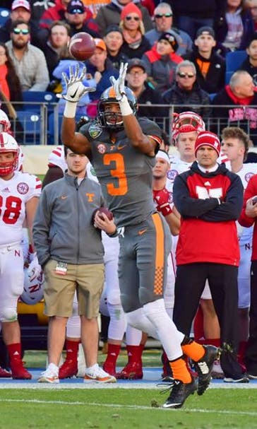 Tennessee Football Smokey Point: Top 5 Vols Performers in the Music City Bowl